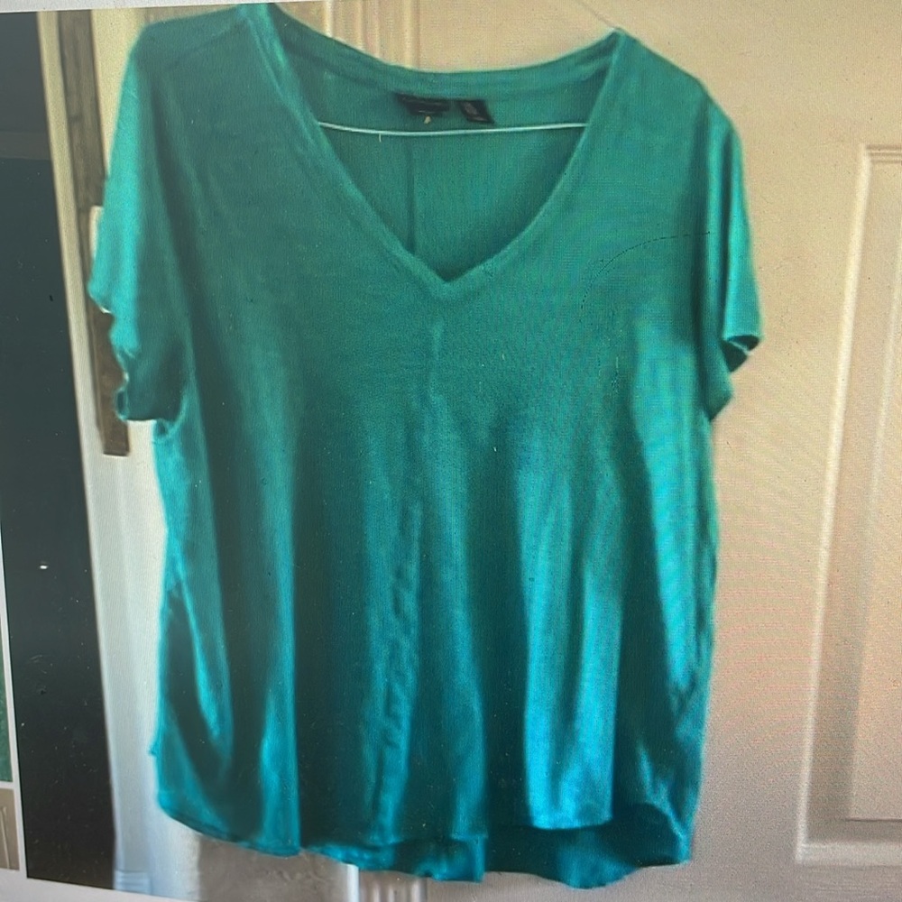Tahiti turquoise, short sleeve, V-neck linen top 1X